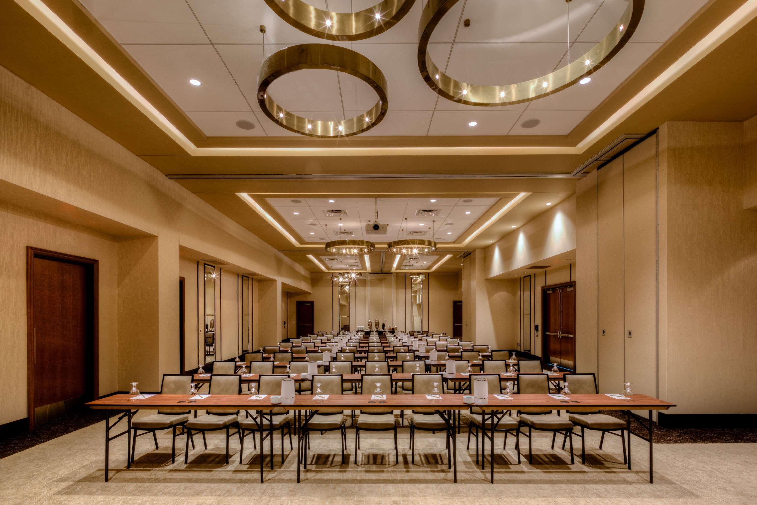 Hilton Garden Virginia Oceanfront Hotel 3*